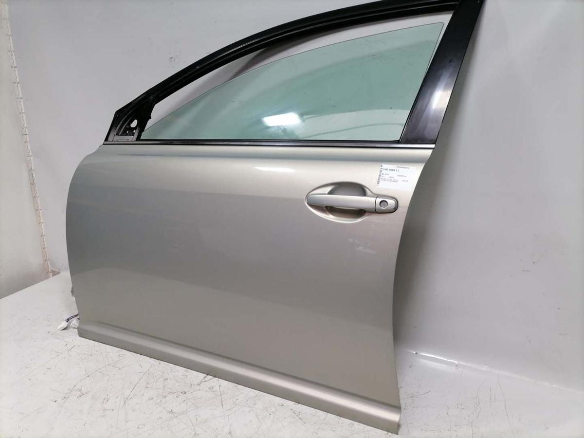 Toyota Avensis T25 original Tür vorn links 6T1 Olive Bj.2004